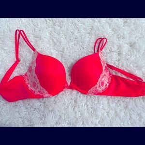 Victoria’s Secret Very Sexy Push-up Bra 💕